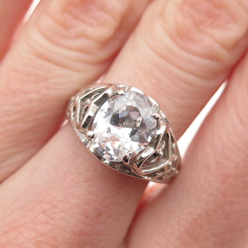 Chateau D’Argent Sterling Silver Vintage Oval-Cut C Z Heart Promise Ring Size 7